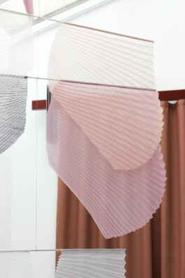  Juliette Berthonneau 3D weaving, textile, pleat, color & pattern design